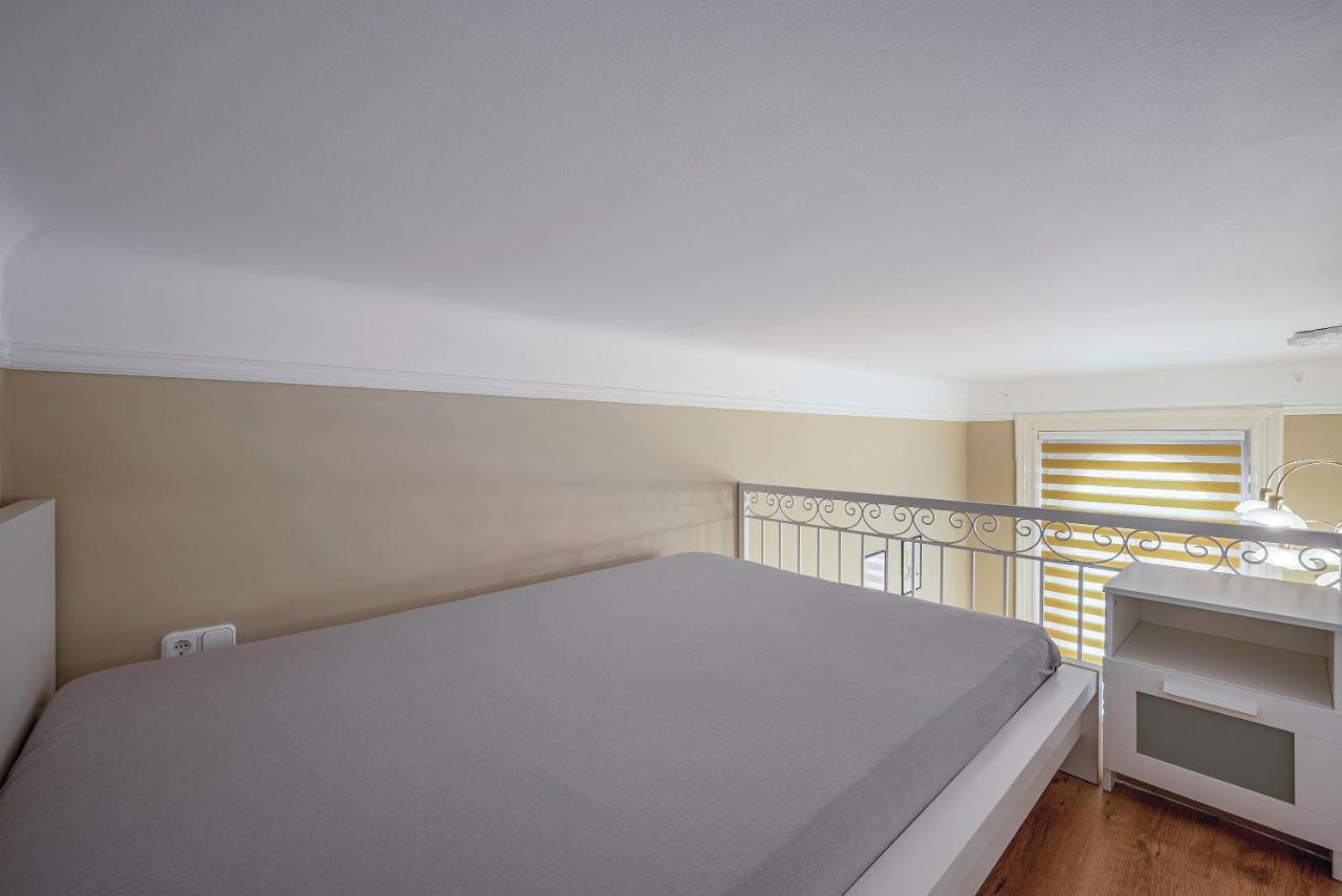 Corvin City Apartment By Nw Budapest Ngoại thất bức ảnh