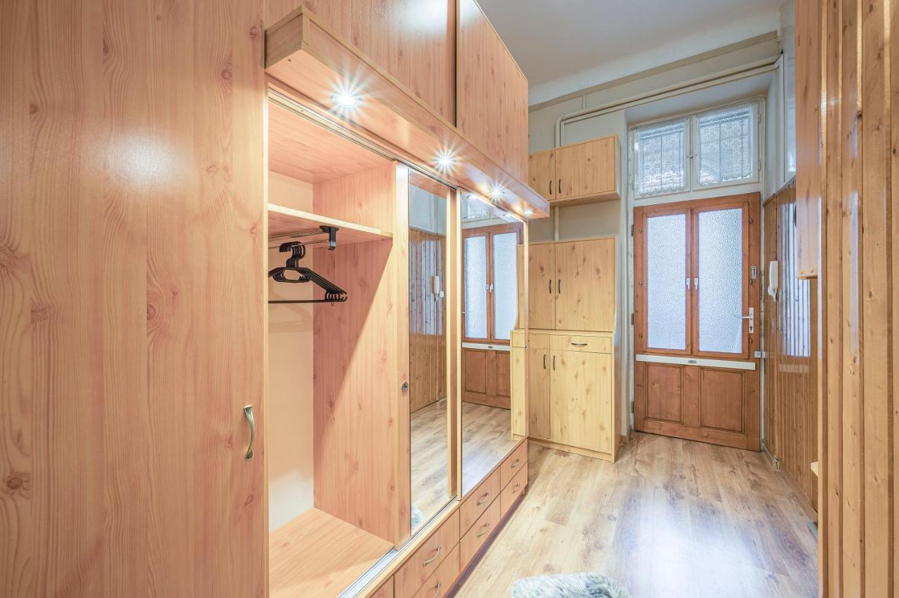 Corvin City Apartment By Nw Budapest Ngoại thất bức ảnh